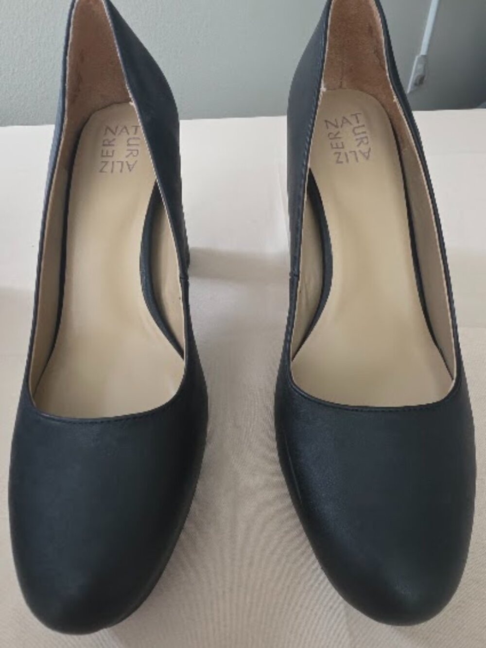 Naturalizer Berlin Black Pumps Block Heel Classic Size 12M